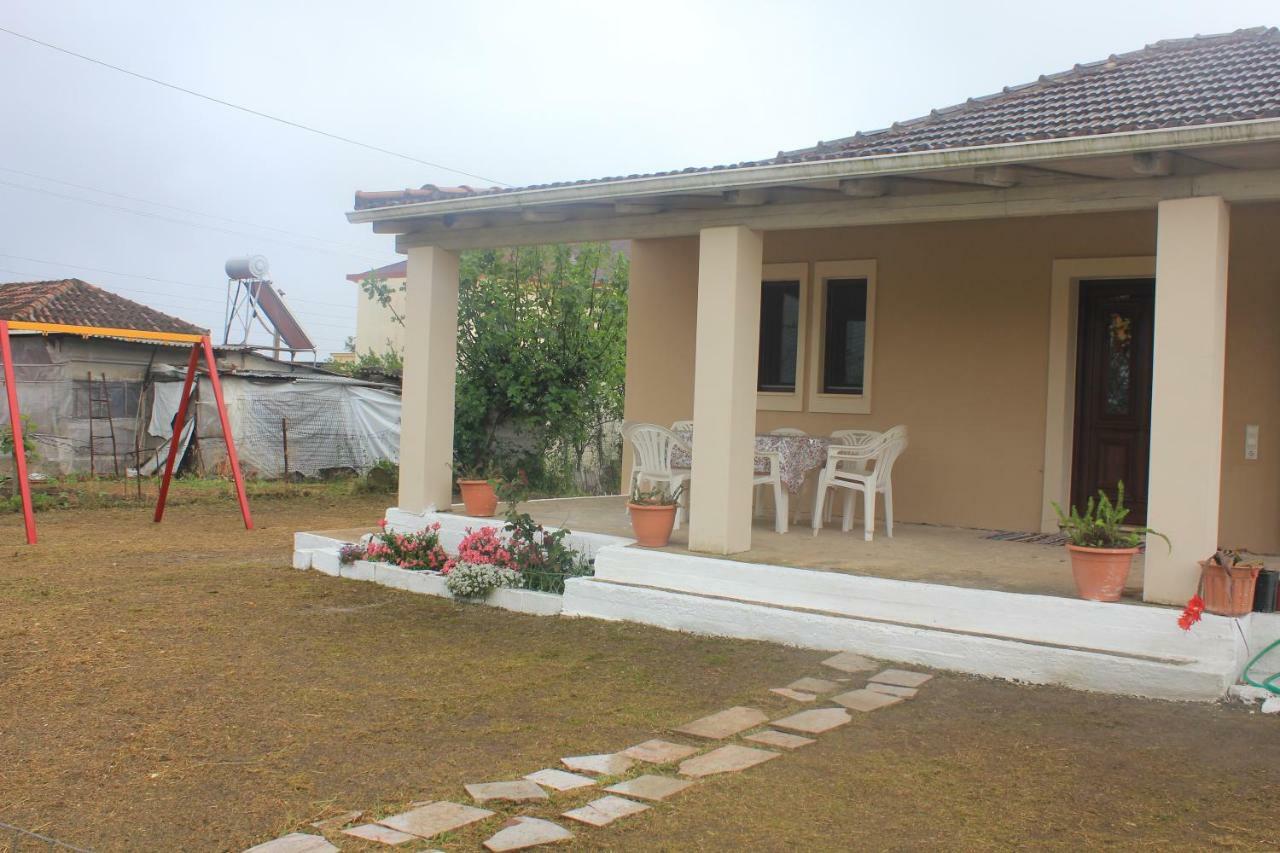*Villa Pap-Live The Greek Hospitality In A Village* Nea Sampsounta Екстер'єр фото
