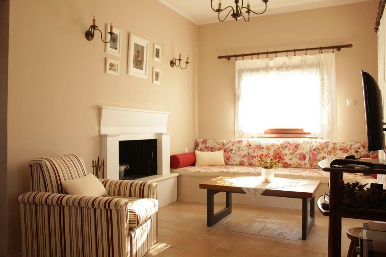 *Villa Pap-Live The Greek Hospitality In A Village* Nea Sampsounta Екстер'єр фото