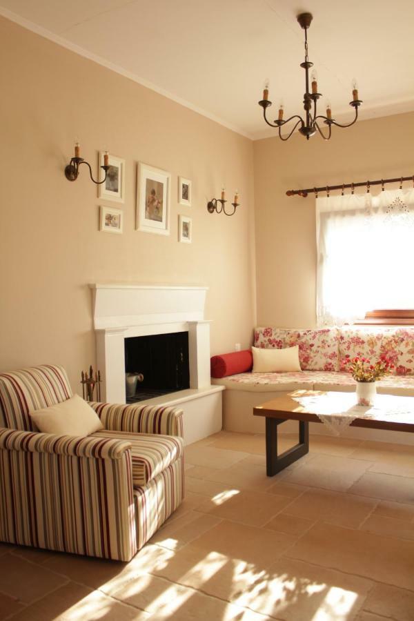 *Villa Pap-Live The Greek Hospitality In A Village* Nea Sampsounta Екстер'єр фото